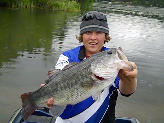 Walking the Dog: Why You Can't Make Your Topwater Bait Zig-Zag